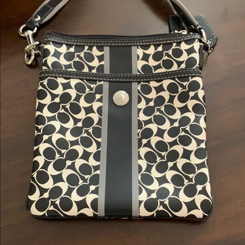Coach black and white crossbody